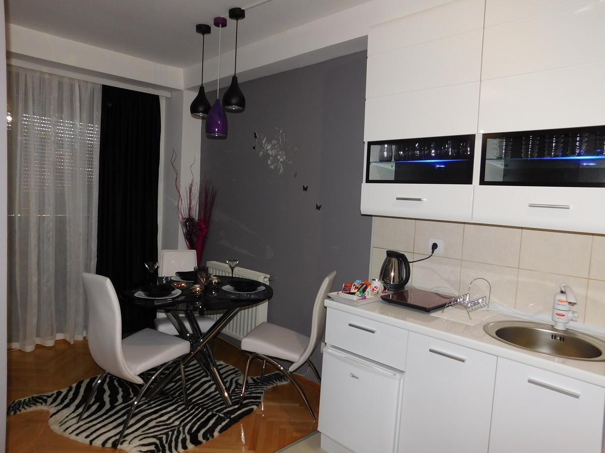 Velvet Lux Apartment Nis Exterior photo