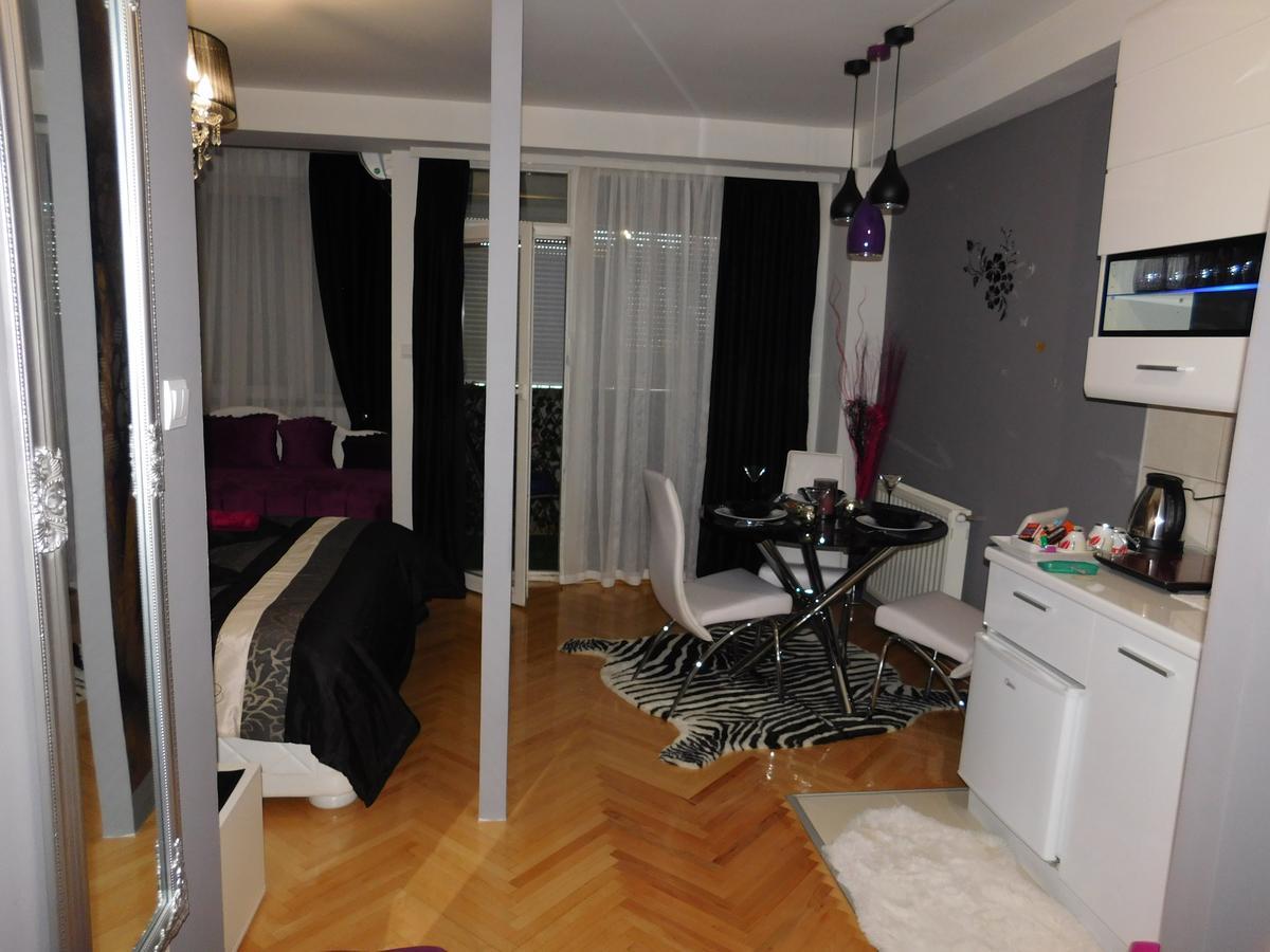 Velvet Lux Apartment Nis Exterior photo