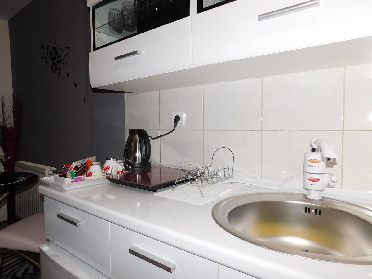 Velvet Lux Apartment Nis Exterior photo