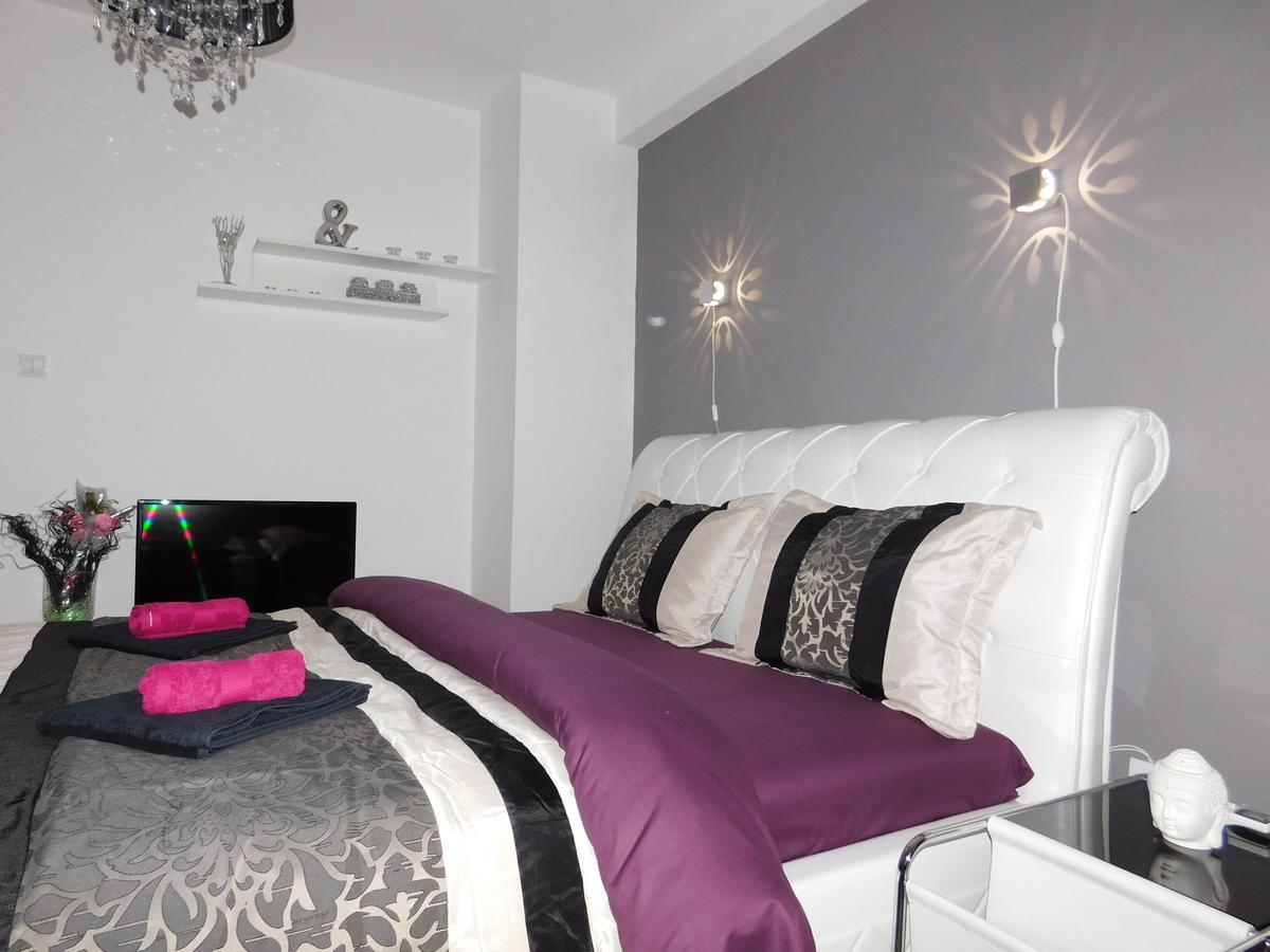 Velvet Lux Apartment Nis Exterior photo
